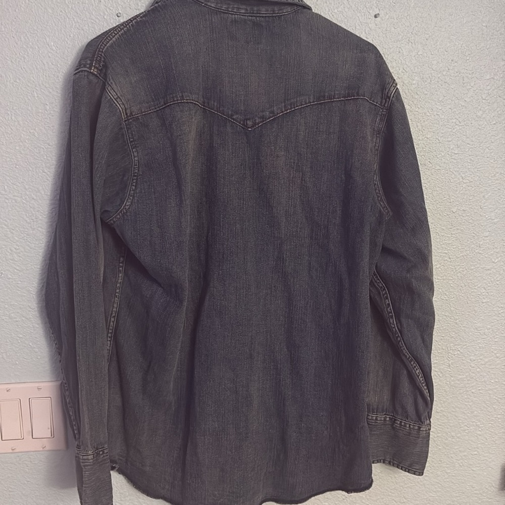 Wrangler button up. Size medium. Denim - Picture 2 of 3